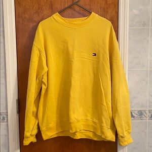 Tommy Hilfiger yellow crewneck sweater L